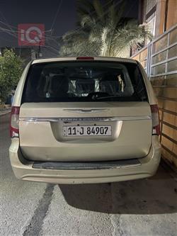 Chrysler Town and Country